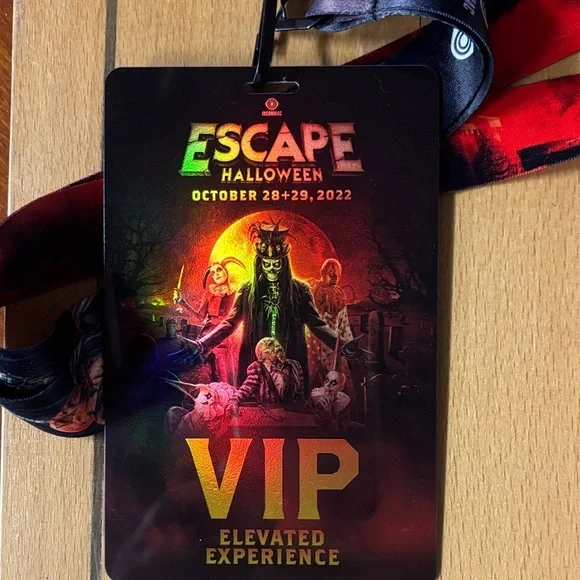 Escape Halloween 2022 VIP Lanyard - Picture 3 of 3